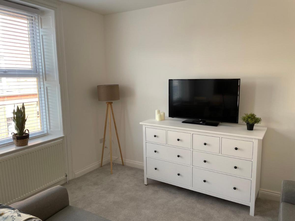 Apartment #2 - At 12 Story St Kingston upon Hull Εξωτερικό φωτογραφία